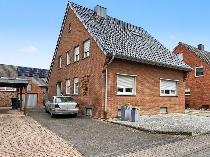 Sonsbeck: Freistehendes Einfamilienhaus in ruhiger Lage